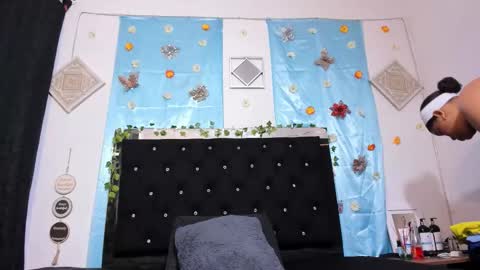 Snapshot of dayanroux chatting on March 12, 2026, 12:00 pm dayanroux online show from March 12, 2026, 12:00 pm