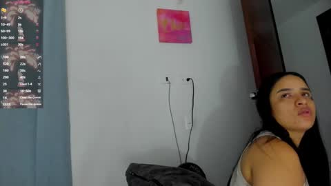 Snapshot of dayhanshelby chatting on January 17, 2025, 9:39 am nice too meet you i m alison online show from January 17, 2025, 9:39 am