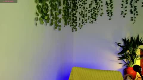 dayna_sunset online show from May 3, 2026, 3:12 am