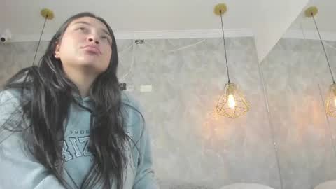 Snapshot of dayra_angels chatting on June 24, 2026, 7:02 pm DAYRA ANGELS online show from June 24, 2026, 7:02 pm