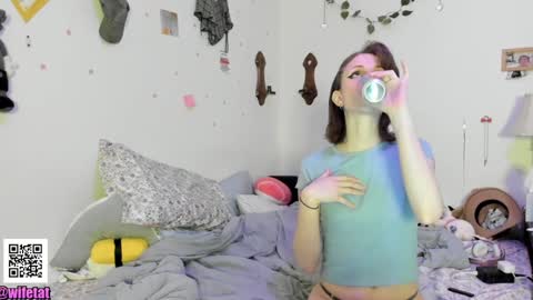 Snapshot of days_y chatting on January 30, 2025, 7:18 am days_y online show from January 30, 2025, 7:18 am