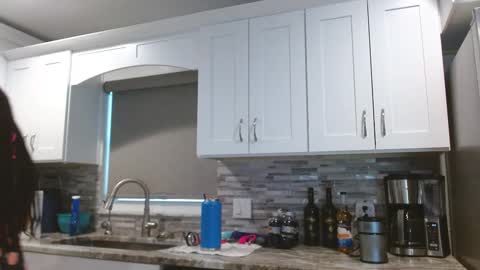 Snapshot of dazeydo chatting on October 6, 2025, 7:22 pm Dazey online show from October 6, 2025, 7:22 pm