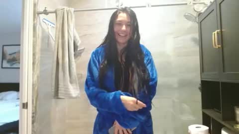 Snapshot of dazeydo chatting on November 29, 2025, 12:35 am Dazey online show from November 29, 2025, 12:35 am