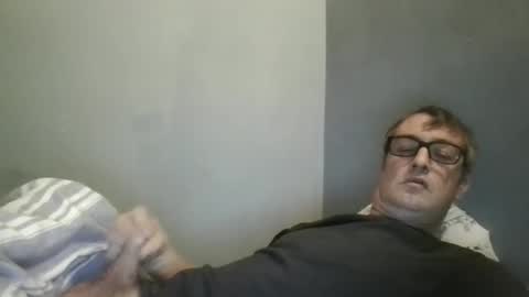 Dazzill online show from October 7, 2025, 6:49 pm