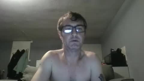 Dazzill online show from November 1, 2025, 2:02 am
