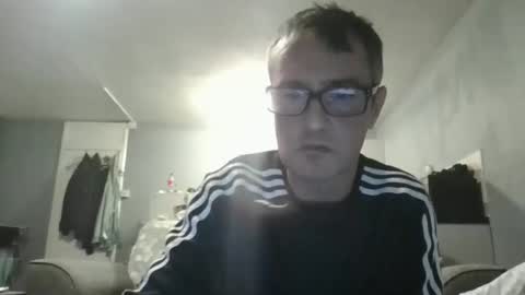 Dazzill online show from December 4, 2025, 4:59 pm