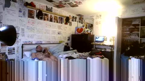 dbeamon92 online show from March 4, 2026, 4:02 pm