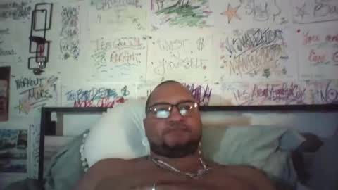 dbeamon92 online show from April 3, 2026, 9:18 am