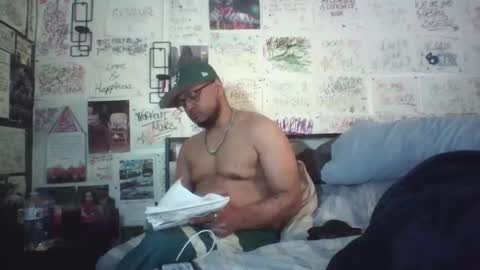 dbeamon92 online show from April 23, 2026, 1:07 am