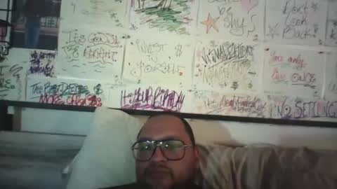 Snapshot of dbeamon92 chatting on June 8, 2026, 1:28 am dbeamon92 online show from June 8, 2026, 1:28 am