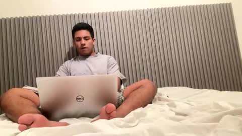 dboyyyyyyyyyy online show from March 1, 2026, 4:47 am