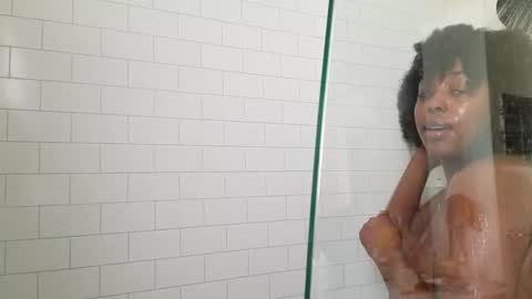 Snapshot of dchcco chatting on December 30, 2024, 2:40 pm Duchess Coco - Coco Puffs online show from December 30, 2024, 2:40 pm