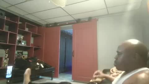 DCrush online show from February 14, 2025, 7:28 am