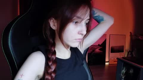 Snapshot of dead_girll chatting on June 7, 2026, 11:41 pm freak online show from June 7, 2026, 11:41 pm