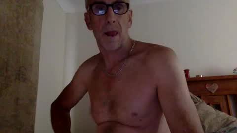 Snapshot of deanofflove2210 chatting on January 22, 2025, 2:59 am deanofflove2210 online show from January 22, 2025, 2:59 am