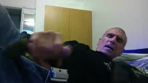 deanofflove2210 online show from June 27, 2026, 4:06 am
