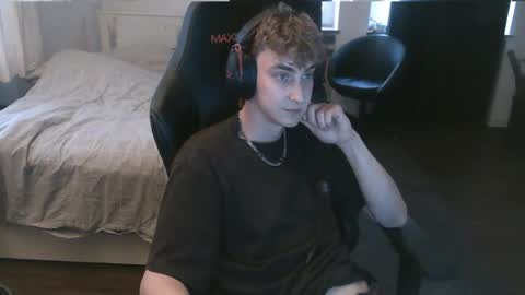 Dean online show from April 29, 2026, 6:47 pm
