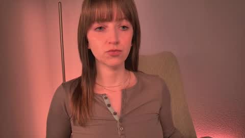 Snapshot of dearmoa chatting on May 14, 2026, 6:47 pm Moa . online show from May 14, 2026, 6:47 pm