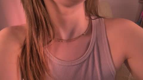 Snapshot of dearmoa chatting on May 30, 2026, 8:28 pm Moa . online show from May 30, 2026, 8:28 pm