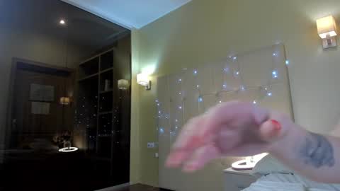 Debbie Mon Tue Fri Sun Sat GMT 3 1000am - 0400pm  online show from January 13, 2025, 3:58 pm