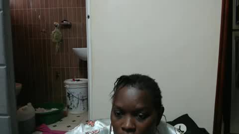 Snapshot of debbyslatter chatting on December 29, 2024, 12:01 pm debbyslatter online show from December 29, 2024, 12:01 pm