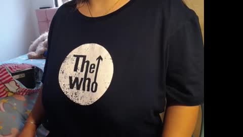 Snapshot of debie_lehee chatting on December 17, 2024, 12:54 pm Victoria online show from December 17, 2024, 12:54 pm