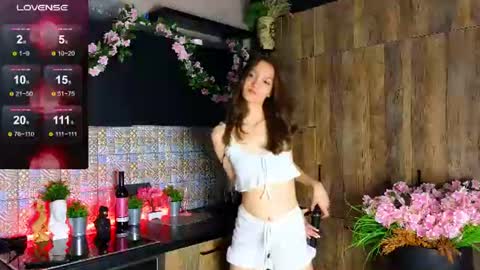 Snapshot of debihenks chatting on June 14, 2026, 5:04 pm Eva online show from June 14, 2026, 5:04 pm