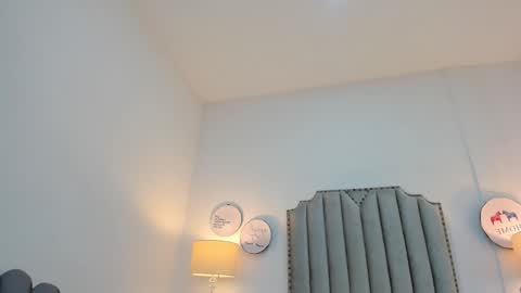 Debora online show from March 12, 2026, 11:38 am