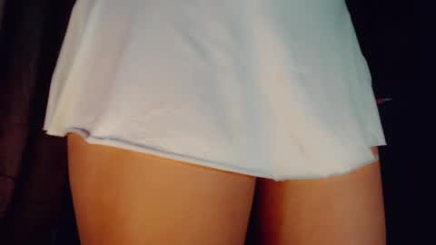 deboragill online show from June 13, 2026, 12:52 am