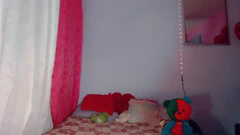 deboragill online show from July 29, 2026, 12:31 am