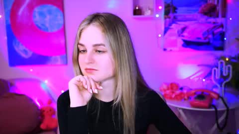 Debora online show from March 5, 2025, 4:57 pm