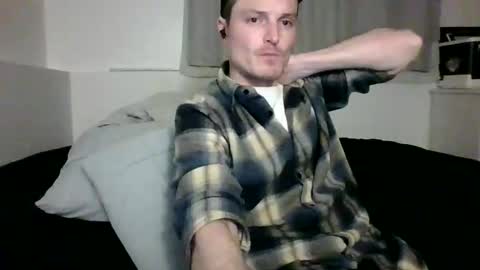 Dee4dayz online show from May 7, 2026, 2:50 am