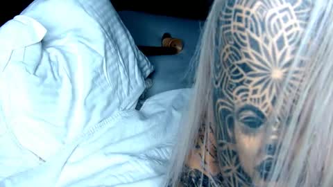 Snapshot of dee_waters chatting on December 10, 2024, 4:06 pm Tikhomirov old usersname Instagram- tikhomirovandreea17 Twitter DeeaOfficial17 online show from December 10, 2024, 4:06 pm