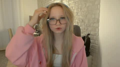 Amanda online show from May 23, 2026, 7:29 pm