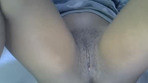 deechic_2 online show from January 14, 2026, 5:57 am