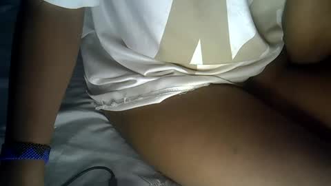 deechic_2 online show from April 6, 2026, 8:54 pm