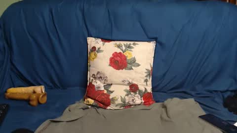 Dee online show from March 12, 2026, 10:05 pm