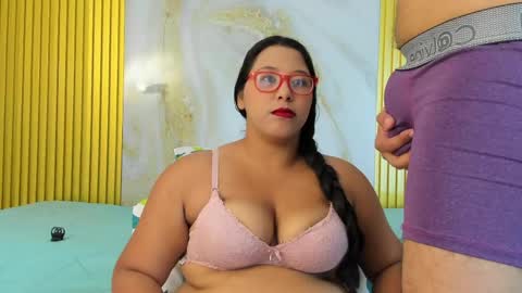 deepandcurvy online show from April 24, 2026, 12:07 pm