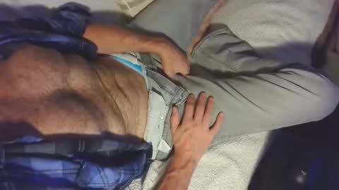 deeplyhydrates online show from October 23, 2025, 9:35 pm