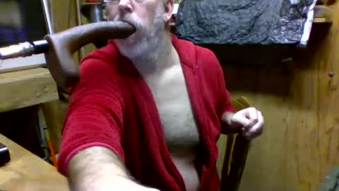 Snapshot of deepthroat227 chatting on January 18, 2025, 8:51 pm Deepthroat My Big Dildos online show from January 18, 2025, 8:51 pm