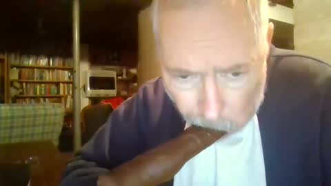 Snapshot of deepthroat227 chatting on February 13, 2025, 5:01 pm Deepthroat My Big Dildos online show from February 13, 2025, 5:01 pm