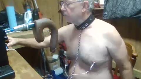 Snapshot of deepthroat227 chatting on November 9, 2025, 4:16 pm Deepthroat My Big Dildos online show from November 9, 2025, 4:16 pm