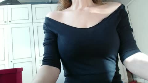 KamiDevi online show from March 1, 2025, 3:05 pm