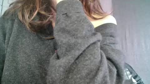 KamiDevi online show from January 9, 2026, 4:21 pm