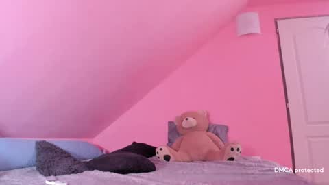 Deessert online show from January 17, 2025, 5:32 am