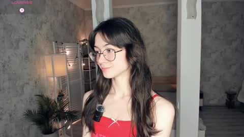 Snapshot of defeded_lovee chatting on November 16, 2025, 7:30 pm Amy online show from November 16, 2025, 7:30 pm