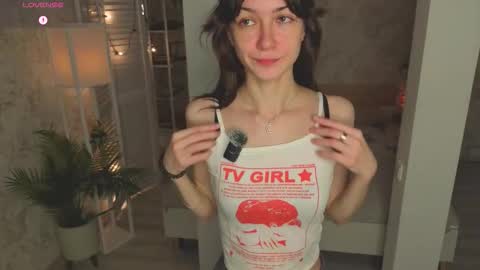 Snapshot of defeded_lovee chatting on November 20, 2025, 10:09 pm Amy online show from November 20, 2025, 10:09 pm