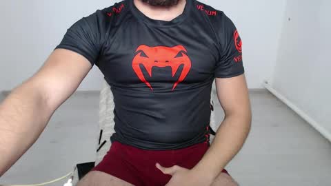 Snapshot of defuego_ chatting on January 3, 2025, 7:16 am defuego online show from January 3, 2025, 7:16 am