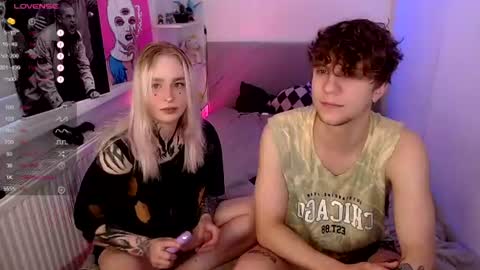 Snapshot of degradat1on chatting on June 19, 2026, 10:30 am degradat1on online show from June 19, 2026, 10:30 am