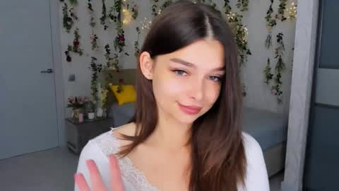 DegreeOfSincerity online show from October 7, 2025, 1:25 am